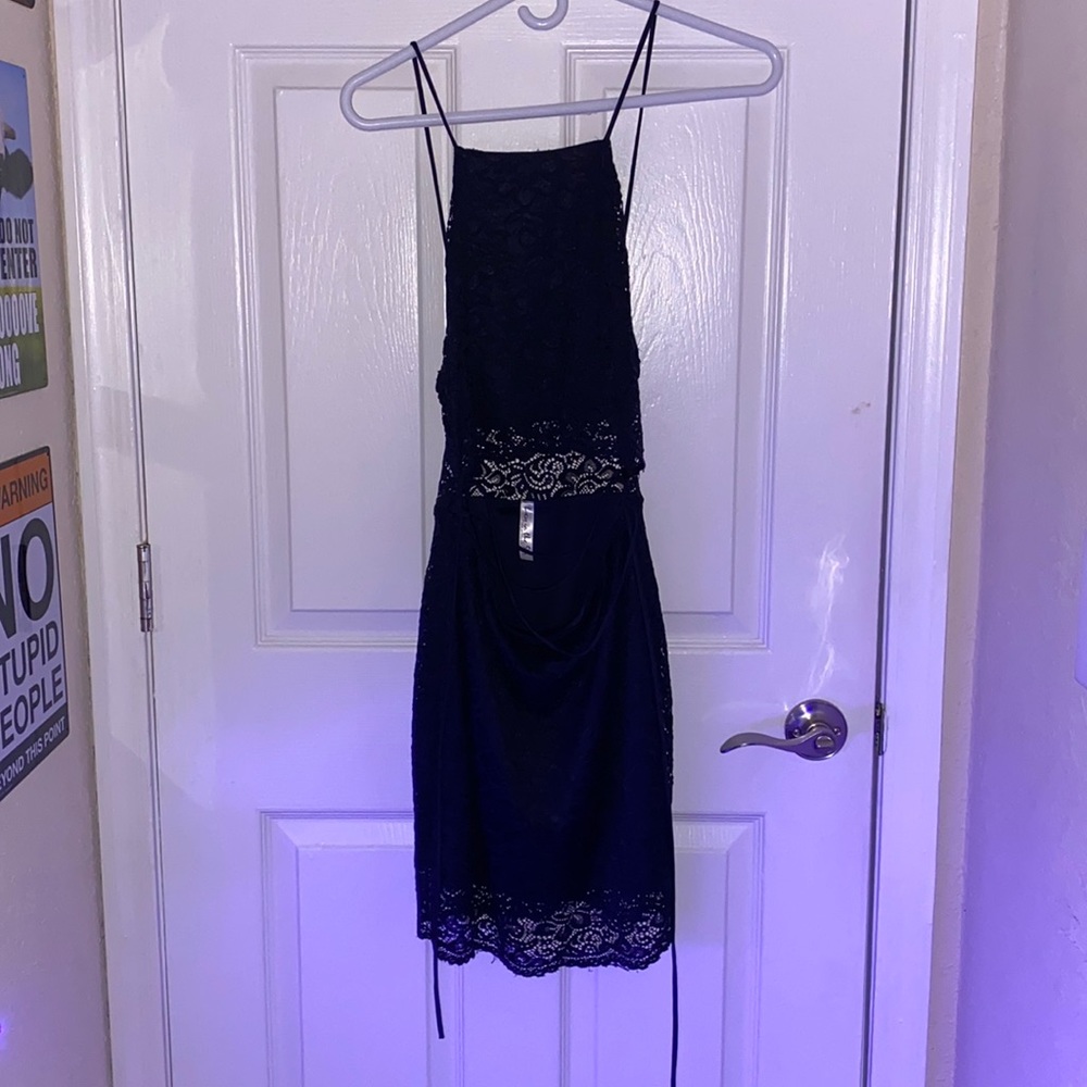 size: medium brand: Lucy In The Sky color: dark blue